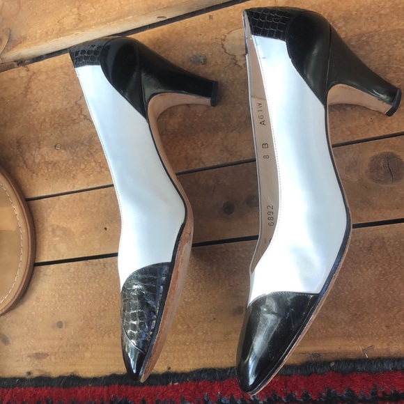 Salvatore Ferragamo shoes - Picture 2 of 4